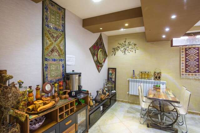 Отель Hotel Garden House Тбилиси-30