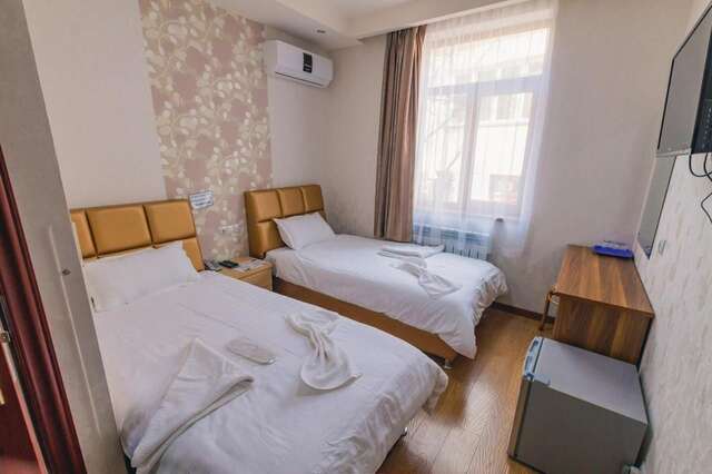 Отель Hotel Garden House Тбилиси-32