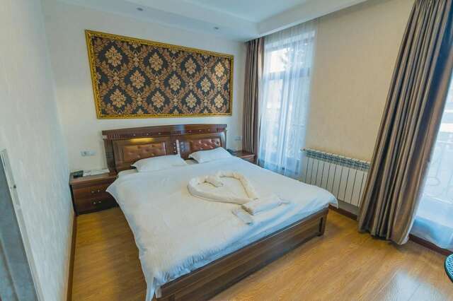 Отель Hotel Garden House Тбилиси-6