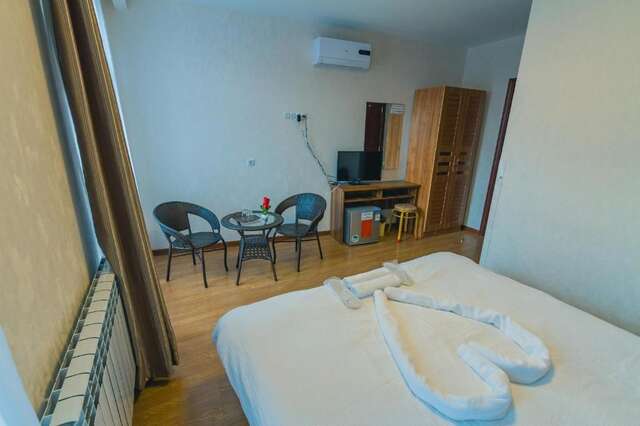 Отель Hotel Garden House Тбилиси-51