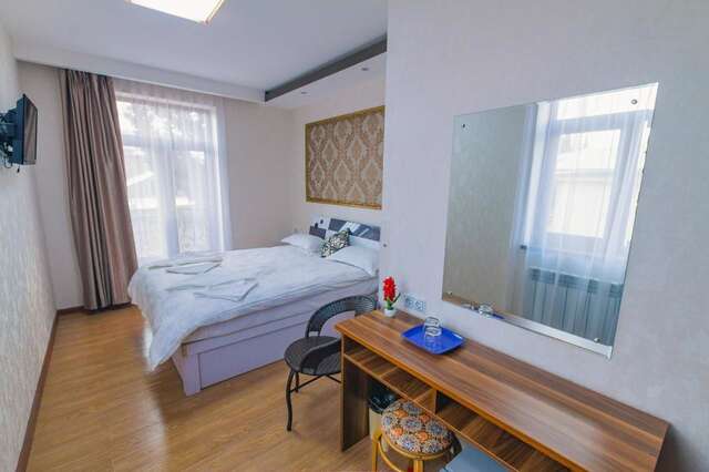 Отель Hotel Garden House Тбилиси-8